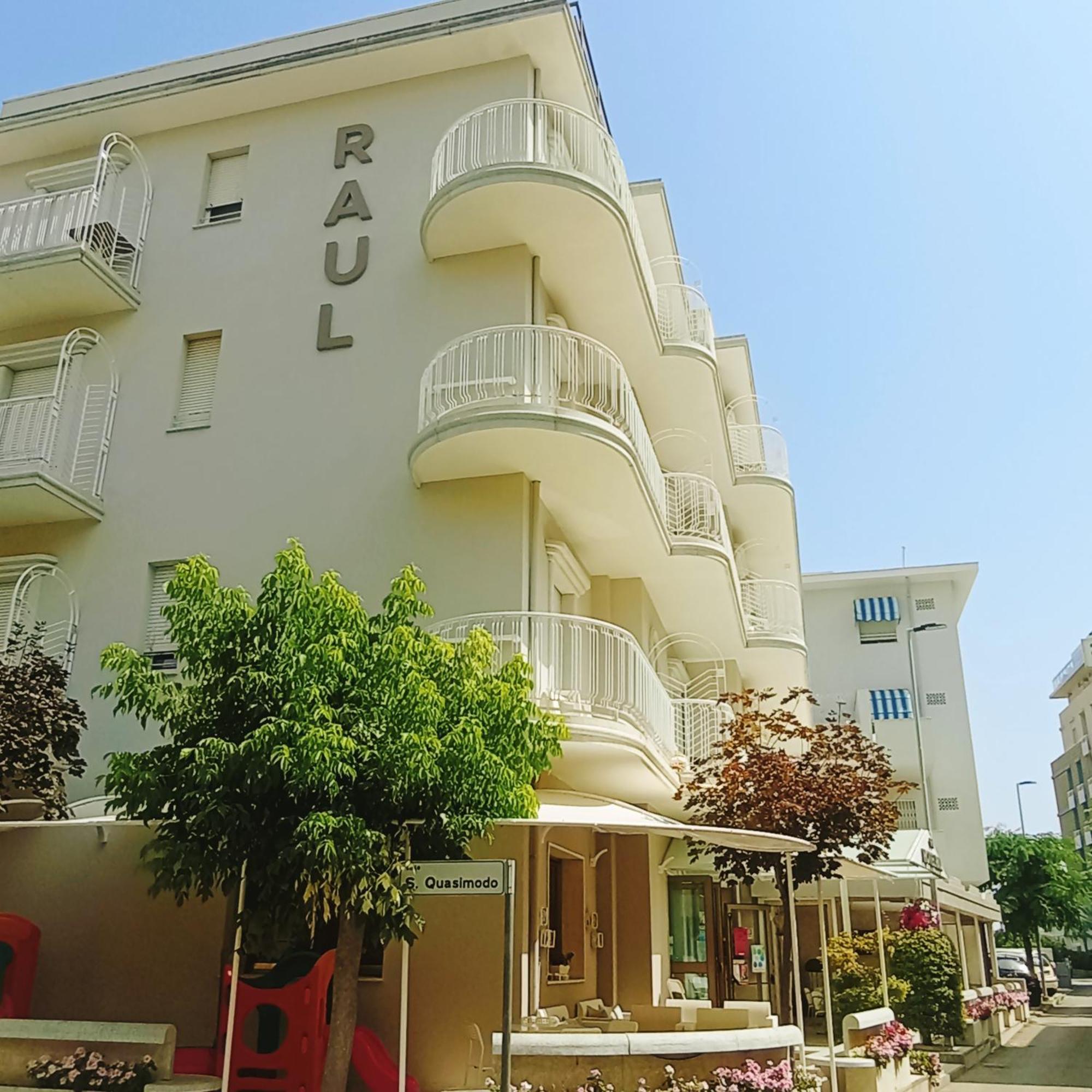 Hotel Raul Riccione Exterior foto